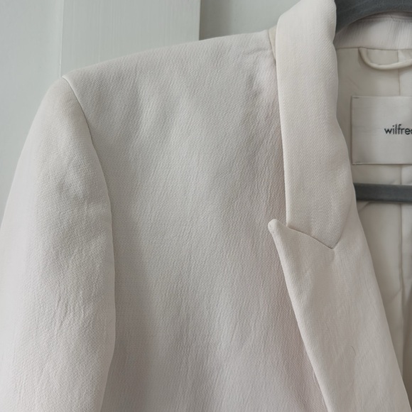 NWT NWT Aritzia Wilfred Cherrelle Blazer in Light Birch Size XS - Picture 5 of 13